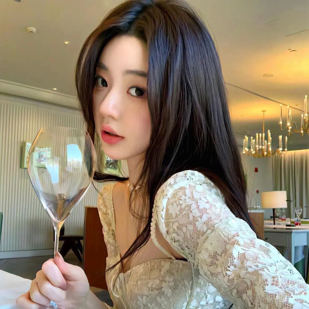 采蘑菇的夫妻